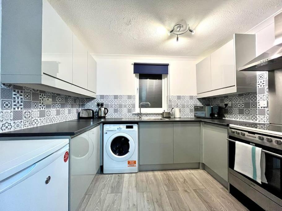Fab Oxford City Centre Apartment Sleeps 6 With Exterior foto